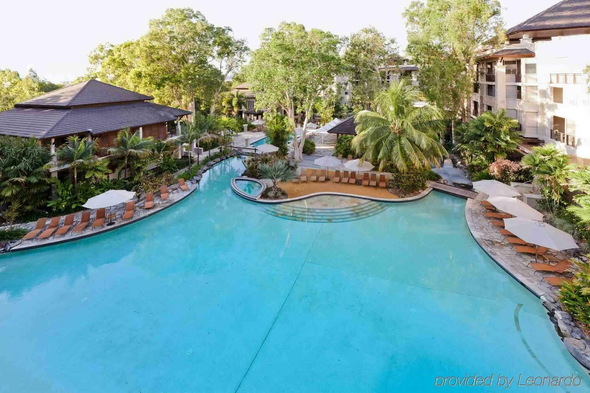 Pullman Palm Cove Sea Temple Resort & Spa Exterior photo